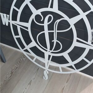 White Metal Wall Decor Compass